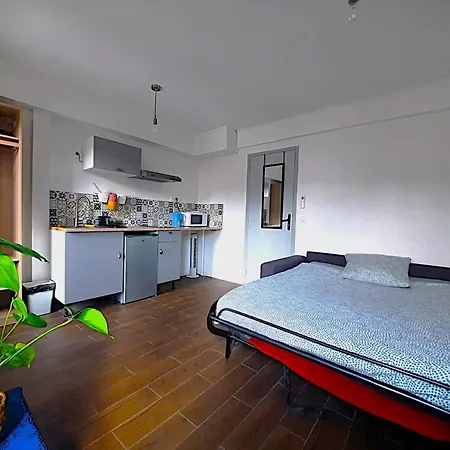 La 2, Climatisee Ac, Calme, Cuisine Privee Ницца